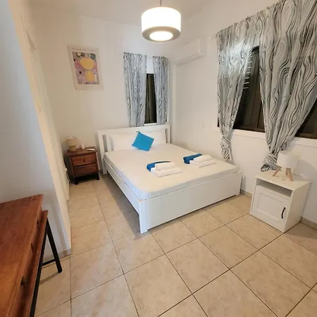 Marina Luxury - Aquamarine * Ajía Nápa
