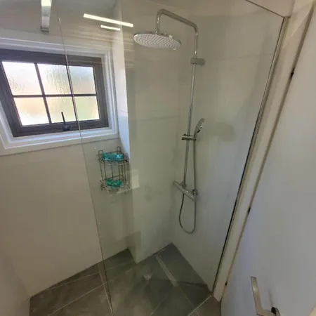 Marina Luxury - Aquamarine * Ajía Nápa